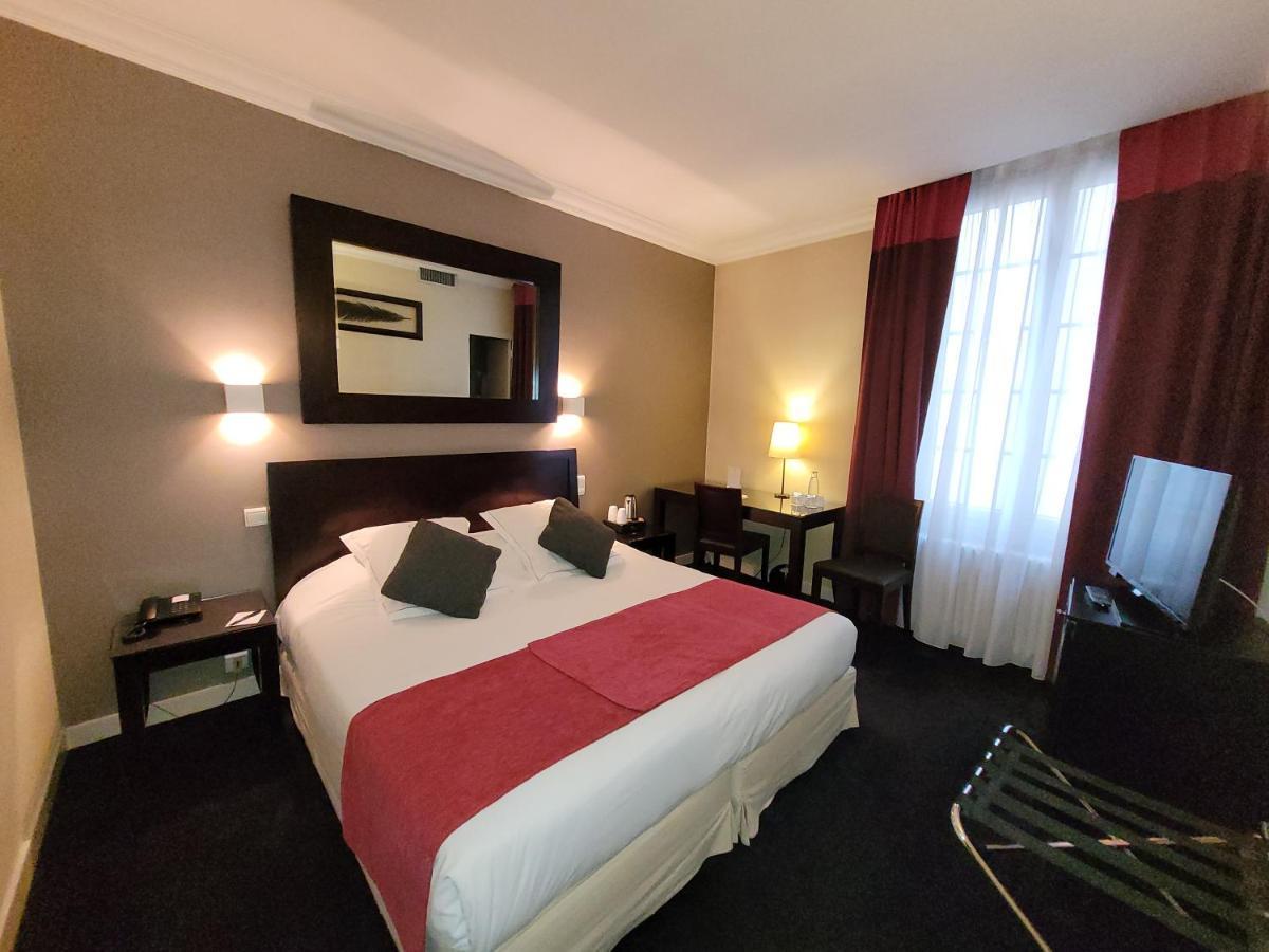 Hotel Du Rouge 4*