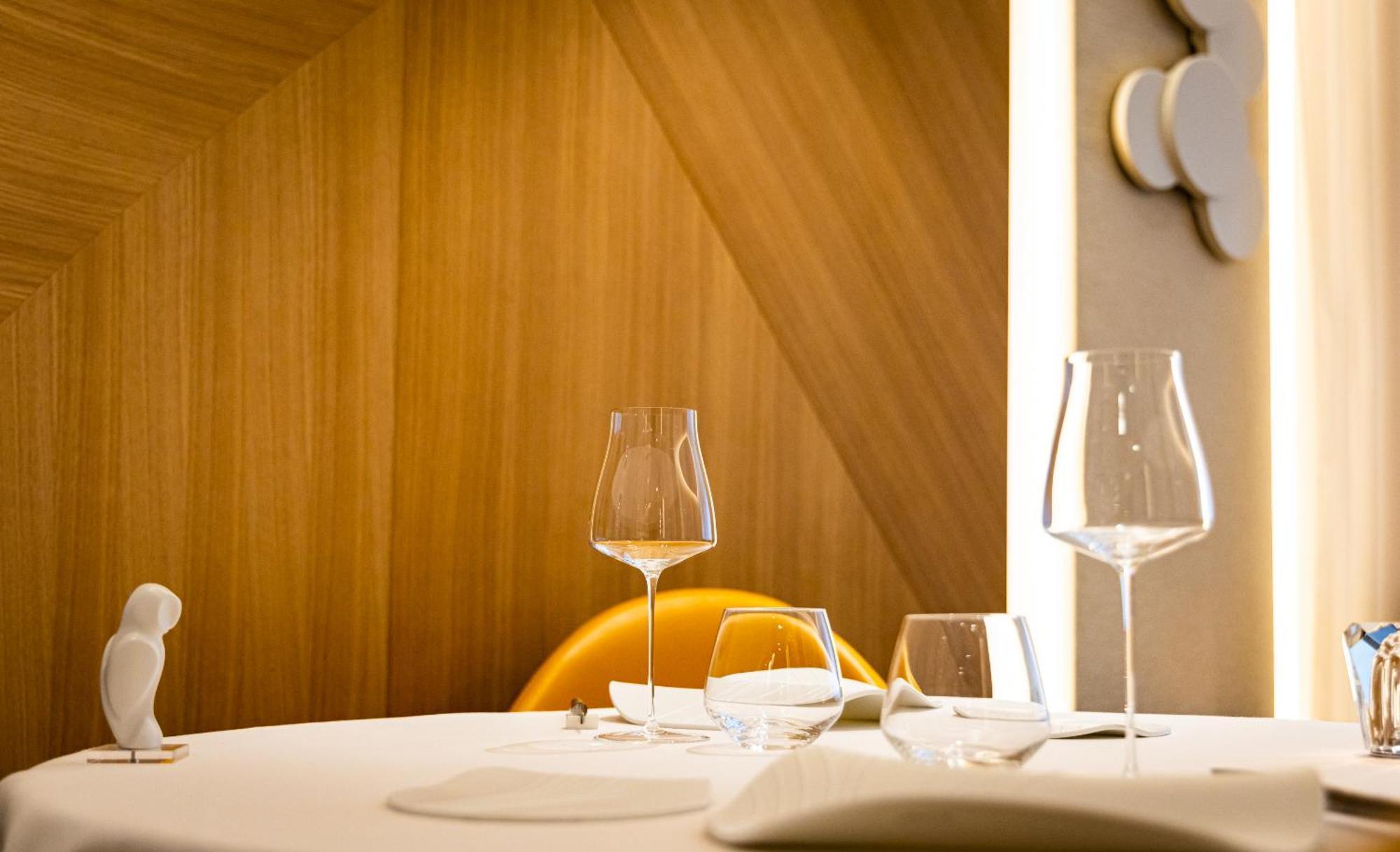 Du Rouge Hotel 4*